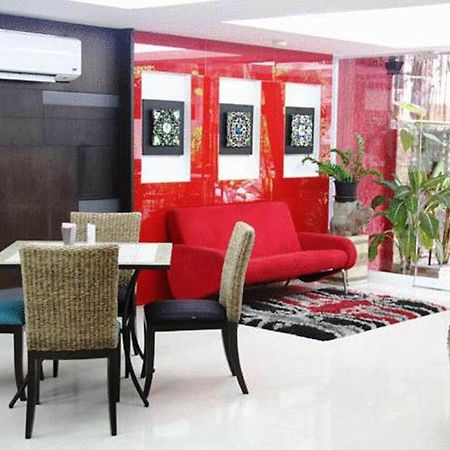 Oasis Inn Bangkok Zewnętrze zdjęcie
