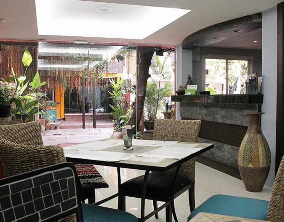 Oasis Inn Bangkok Zewnętrze zdjęcie